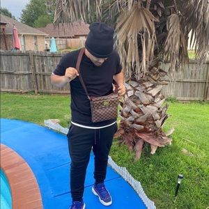 Meet your Posher, Garyy